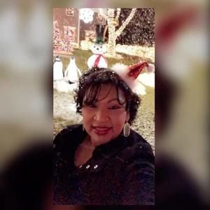 Meet your Posher, Isabel